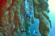 blue-hole-scuba