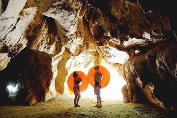 Cave_tubing_belize_tour